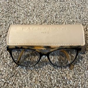 Face à Face eyeglasses